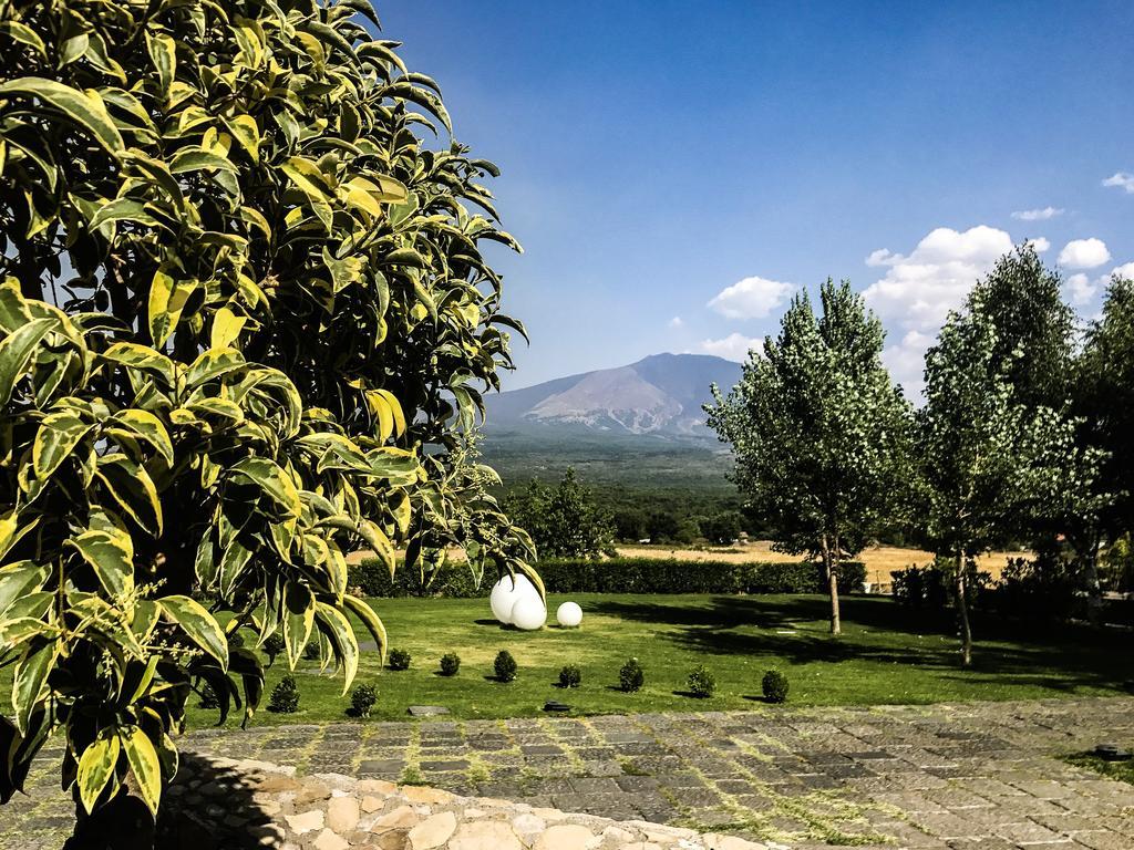 La Fucina Di Vulcano Bronte Extérieur photo